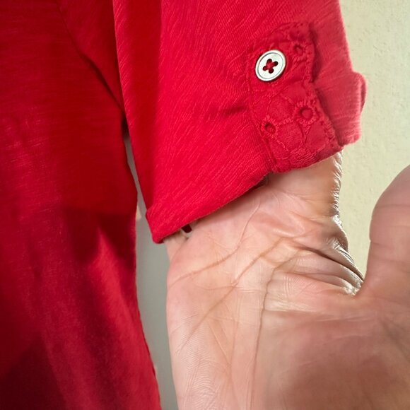 Croft & Barrow Red Henley Short Sleeve Top With Button Details & Lace Accents Si - Picture 6 of 6